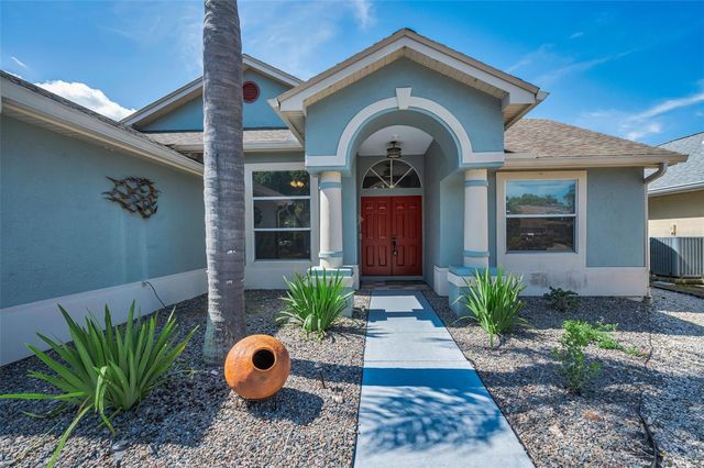 802 ANCHORS WAY, Tarpon Springs, FL 34689