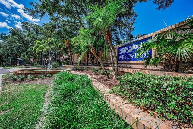 802 ANCHORS WAY, Tarpon Springs, FL 34689