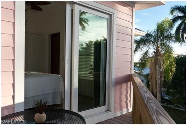 2579 Third ST, Matlacha, FL 33993