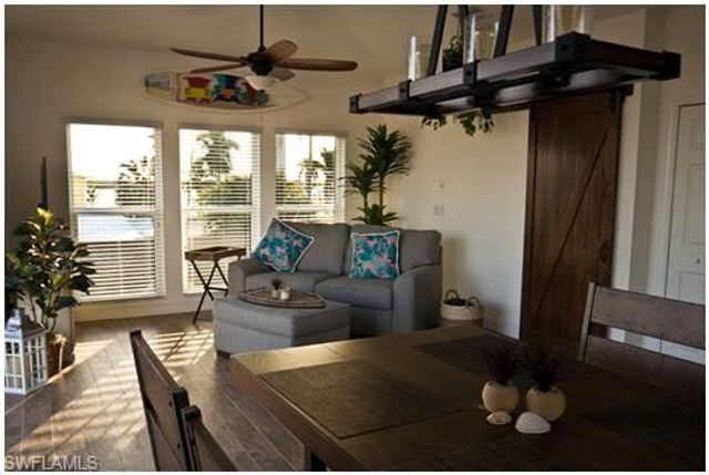 2579 Third ST, Matlacha, FL 33993