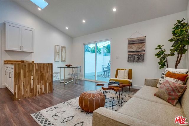 5137 Eagle Rock Boulevard, Los Angeles, CA 90041