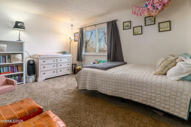 2127 Greyhaven Lane, Sparks, NV 89431