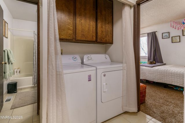 2127 Greyhaven Lane, Sparks, NV 89431