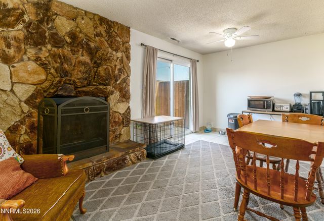 2127 Greyhaven Lane, Sparks, NV 89431