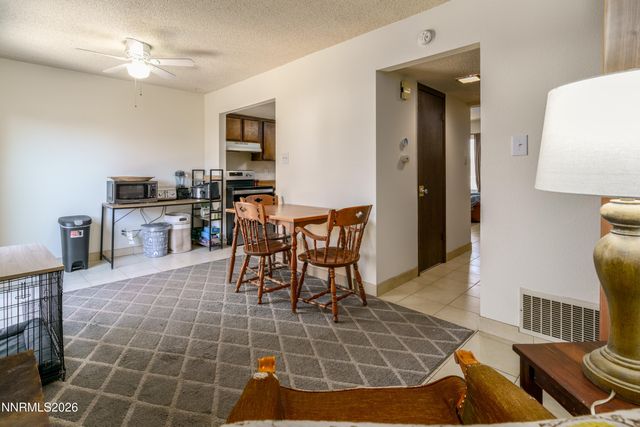 2127 Greyhaven Lane, Sparks, NV 89431