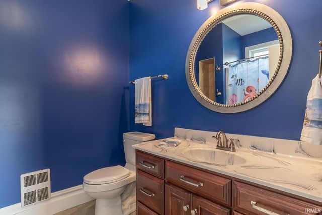 1585 E Rayletown Road, Bloomington, IN 47401