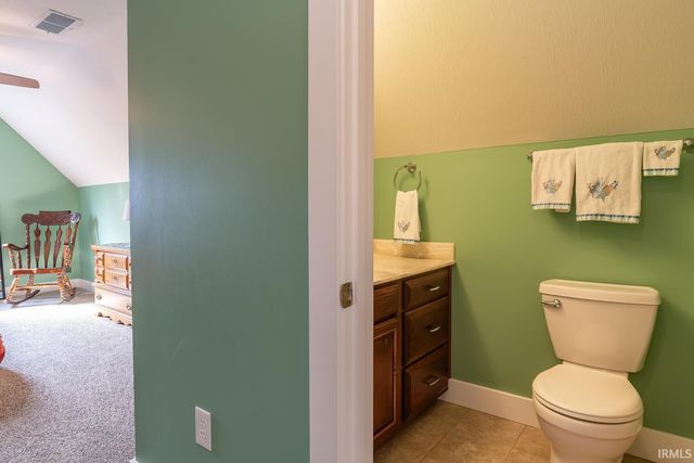 1585 E Rayletown Road, Bloomington, IN 47401