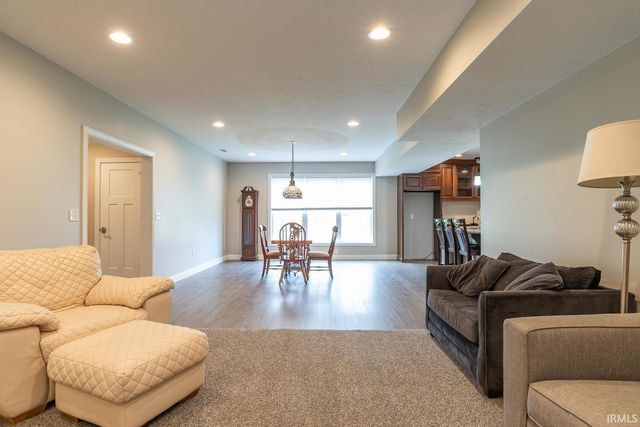 1585 E Rayletown Road, Bloomington, IN 47401