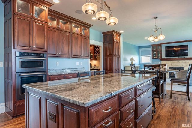 1585 E Rayletown Road, Bloomington, IN 47401