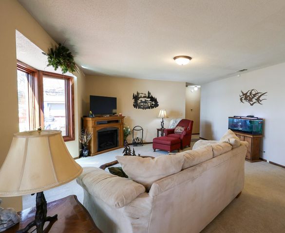 26620 Lake Avenue, Zimmerman, MN 55398