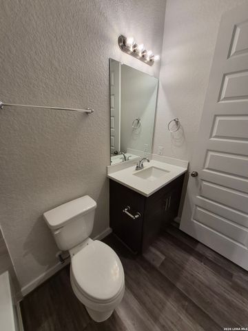 11321 Hollering Pass, Schertz, TX 78154