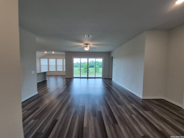 11321 Hollering Pass, Schertz, TX 78154