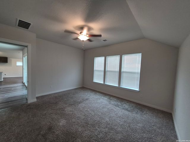 11321 Hollering Pass, Schertz, TX 78154