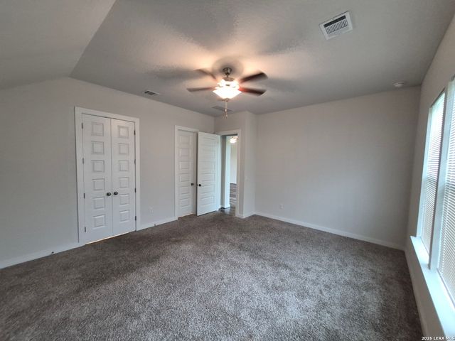 11321 Hollering Pass, Schertz, TX 78154