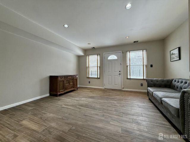 17 Florida Grove Road, Keasbey, NJ 08832