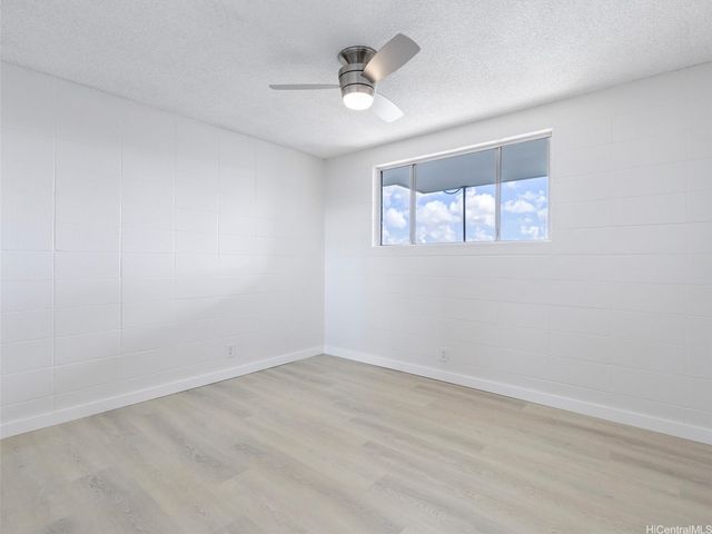 94-010 Leolua Street B308, Waipahu, HI 96797