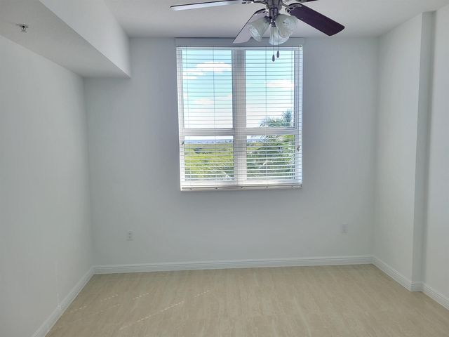 350 N Federal Highway 807, Boynton Beach, FL 33435