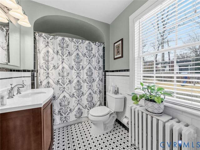 2406 Bryan Park Ave, Henrico, VA 23228