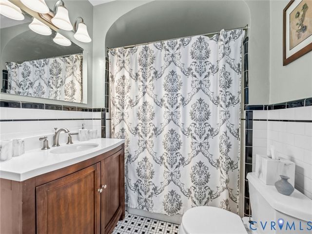 2406 Bryan Park Ave, Henrico, VA 23228