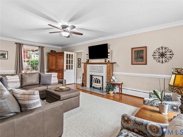 2406 Bryan Park Ave, Henrico, VA 23228