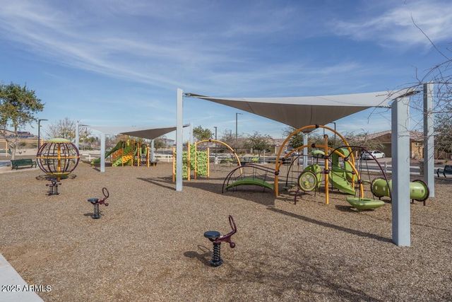 17745 W SOUTHGATE Avenue, Goodyear, AZ 85338