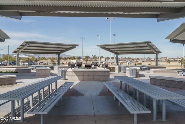 17745 W SOUTHGATE Avenue, Goodyear, AZ 85338