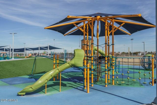 17745 W SOUTHGATE Avenue, Goodyear, AZ 85338