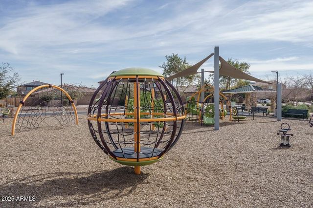 17745 W SOUTHGATE Avenue, Goodyear, AZ 85338