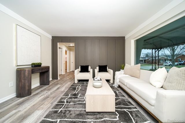 15481 Drake Street, Southgate, MI 48195