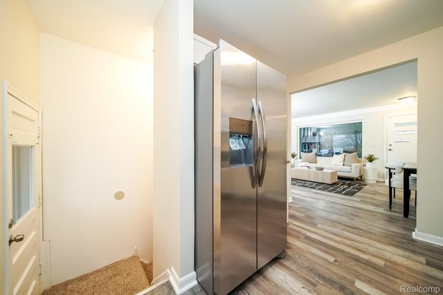 15481 Drake Street, Southgate, MI 48195