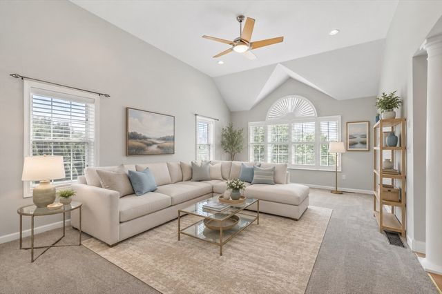 7 Cameron Way, Methuen, MA 01844