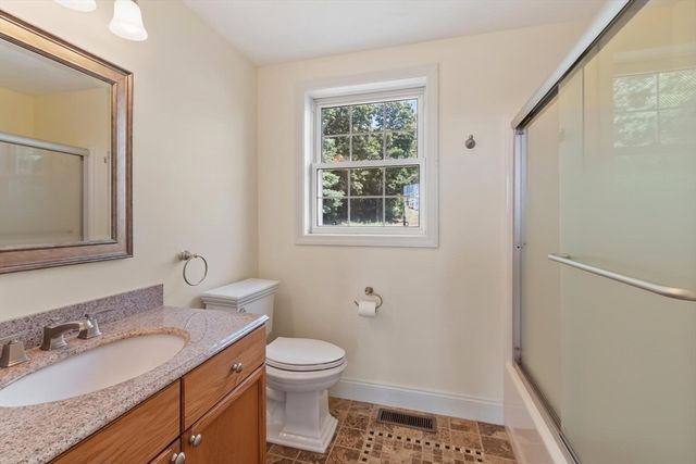 7 Cameron Way, Methuen, MA 01844