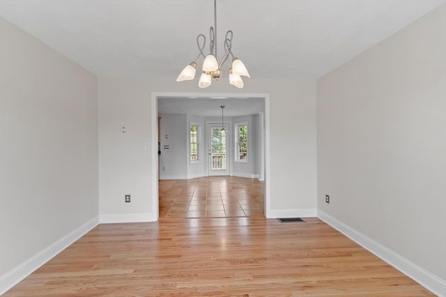 7 Cameron Way, Methuen, MA 01844