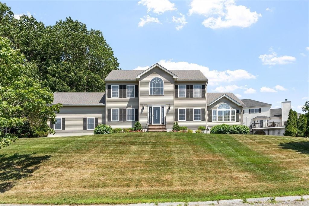 7 Cameron Way, Methuen, MA 01844