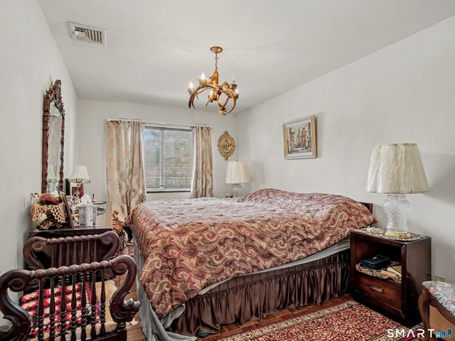59 South Lake Shore Drive, Brookfield, CT 06804