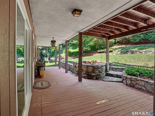 59 South Lake Shore Drive, Brookfield, CT 06804