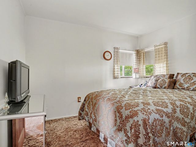 59 South Lake Shore Drive, Brookfield, CT 06804
