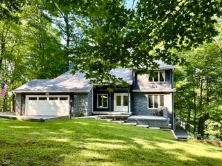 7899 S Timber Cliff Lane, Trafalgar, IN 46181