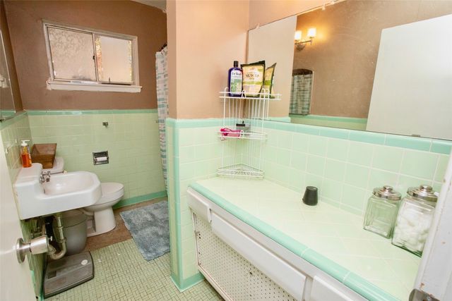 1400 Brazos St, Graham, TX 76450