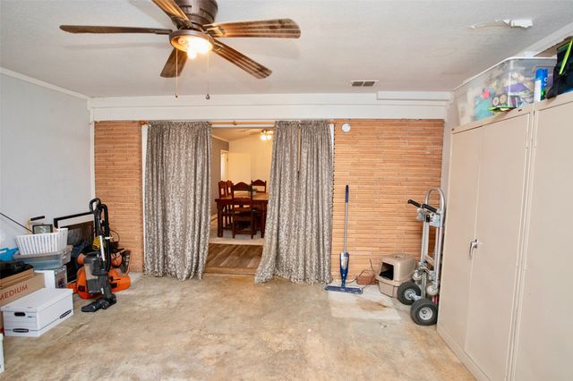 1400 Brazos St, Graham, TX 76450