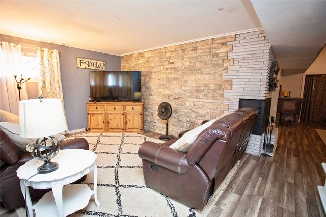 1400 Brazos St, Graham, TX 76450