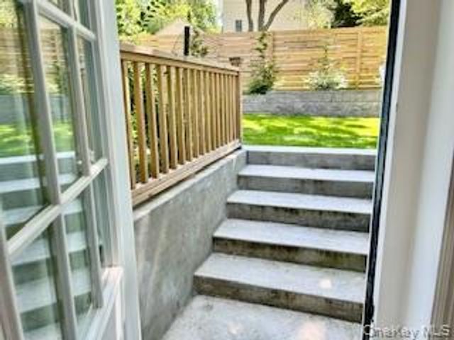 6 Pond View Drive, Wading River, NY 11792