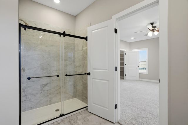 16640 KLINTON DR, Boonville, MO 65233