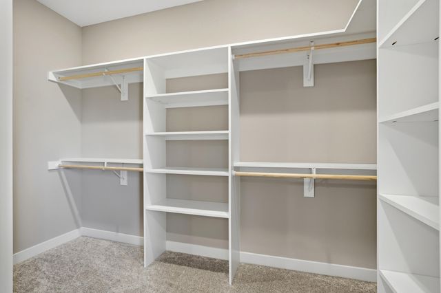 16640 KLINTON DR, Boonville, MO 65233