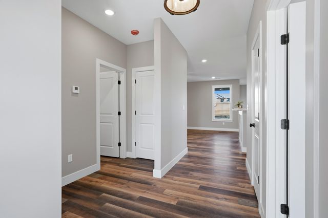 16640 KLINTON DR, Boonville, MO 65233