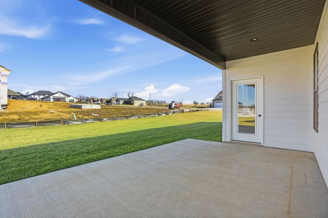 16640 KLINTON DR, Boonville, MO 65233