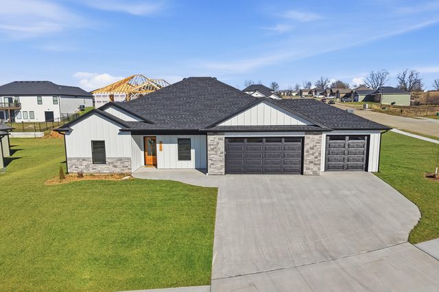 16640 KLINTON DR, Boonville, MO 65233