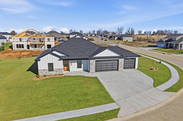 16640 KLINTON DR, Boonville, MO 65233