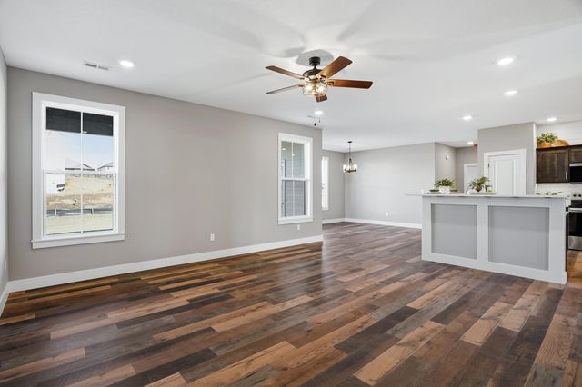 16640 KLINTON DR, Boonville, MO 65233