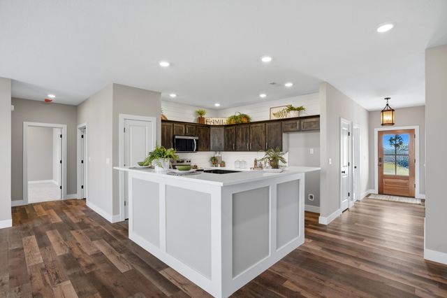 16640 KLINTON DR, Boonville, MO 65233